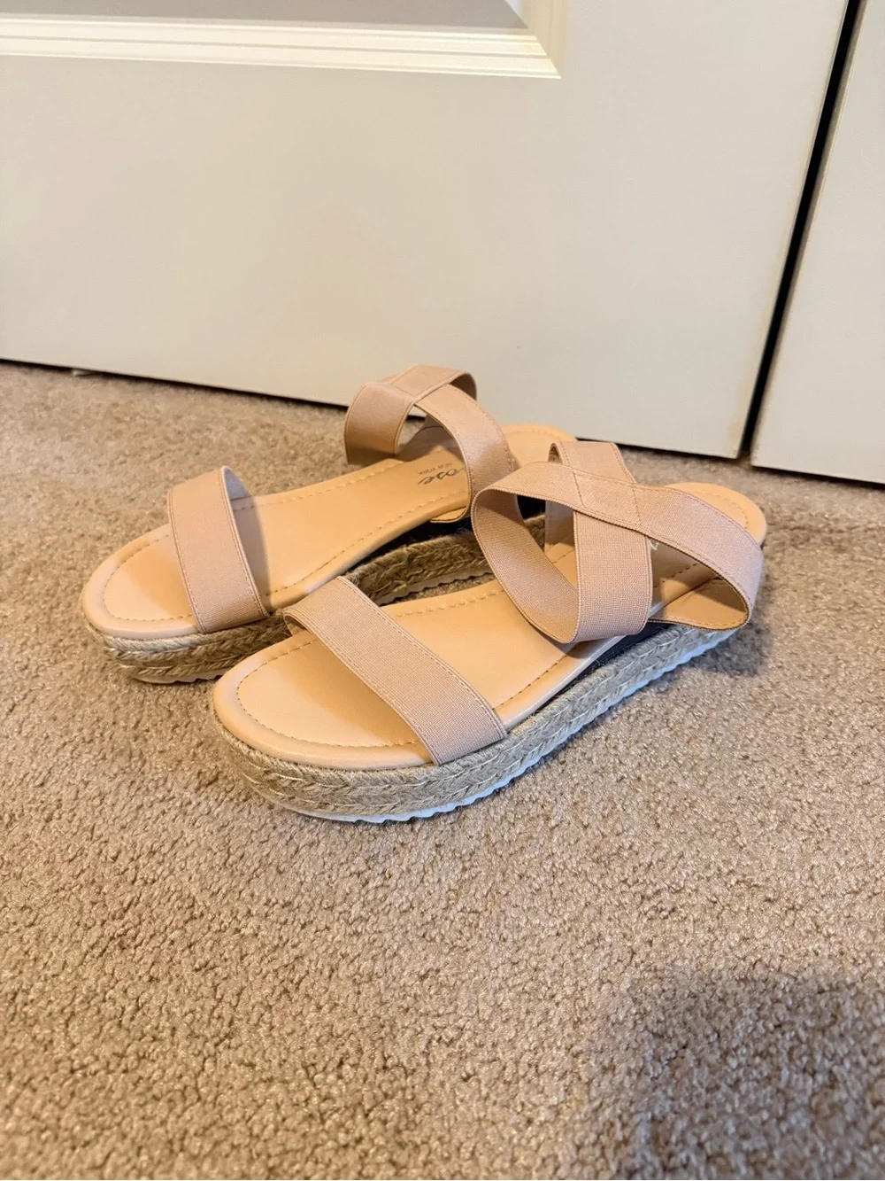 NWT Vepose Blush Nude Espadrille Platform Sandals 9.5